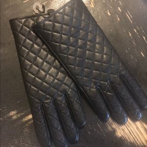 Thinsulate 40 grams Leather Gloves